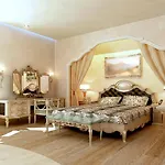 Hotel Olive Aero Suites