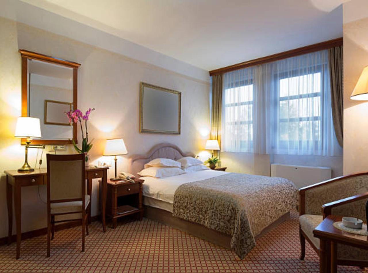 Hotel Olive Aero